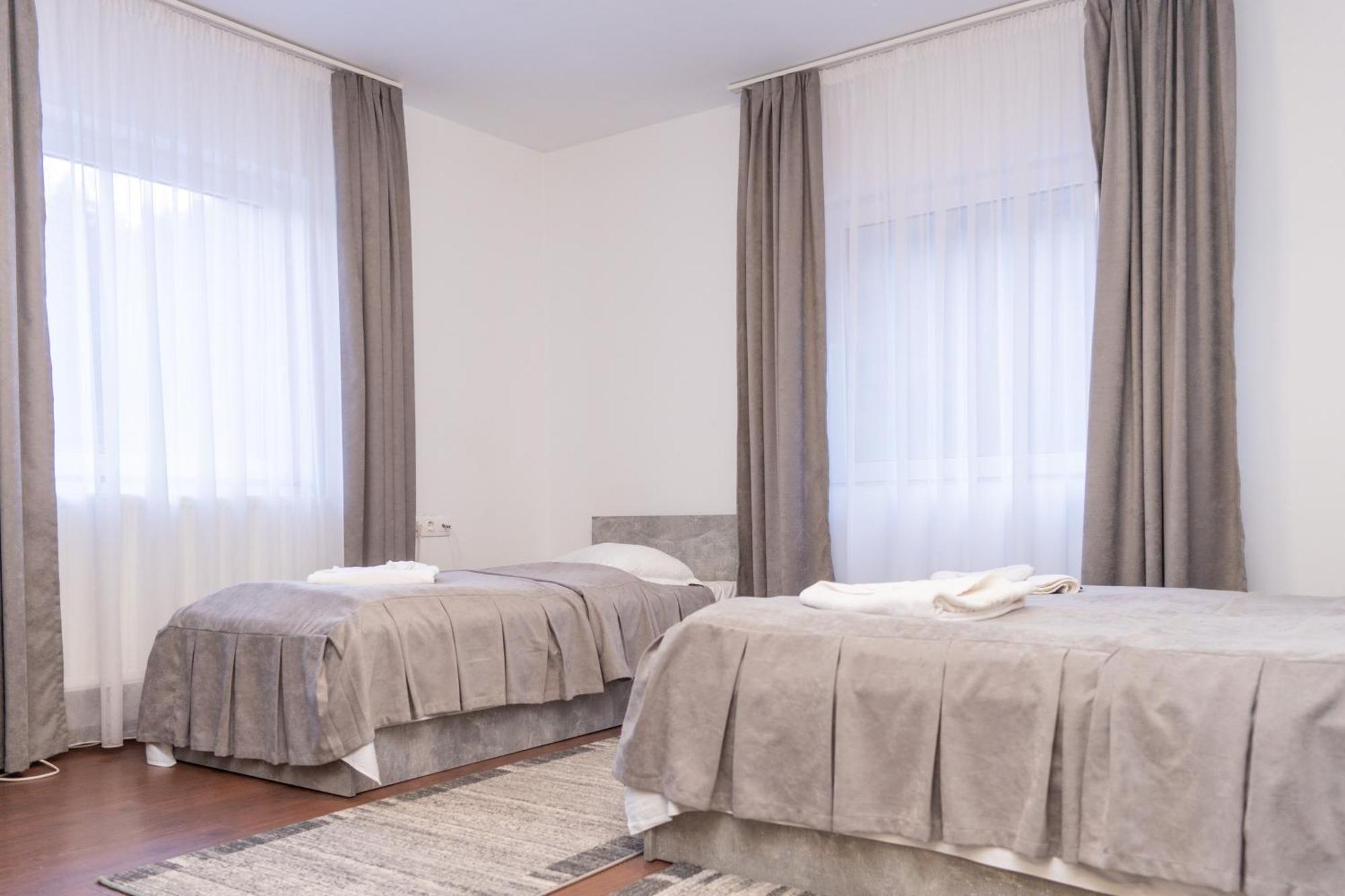 Vila Bradul Lacu Rosu Bagian luar foto