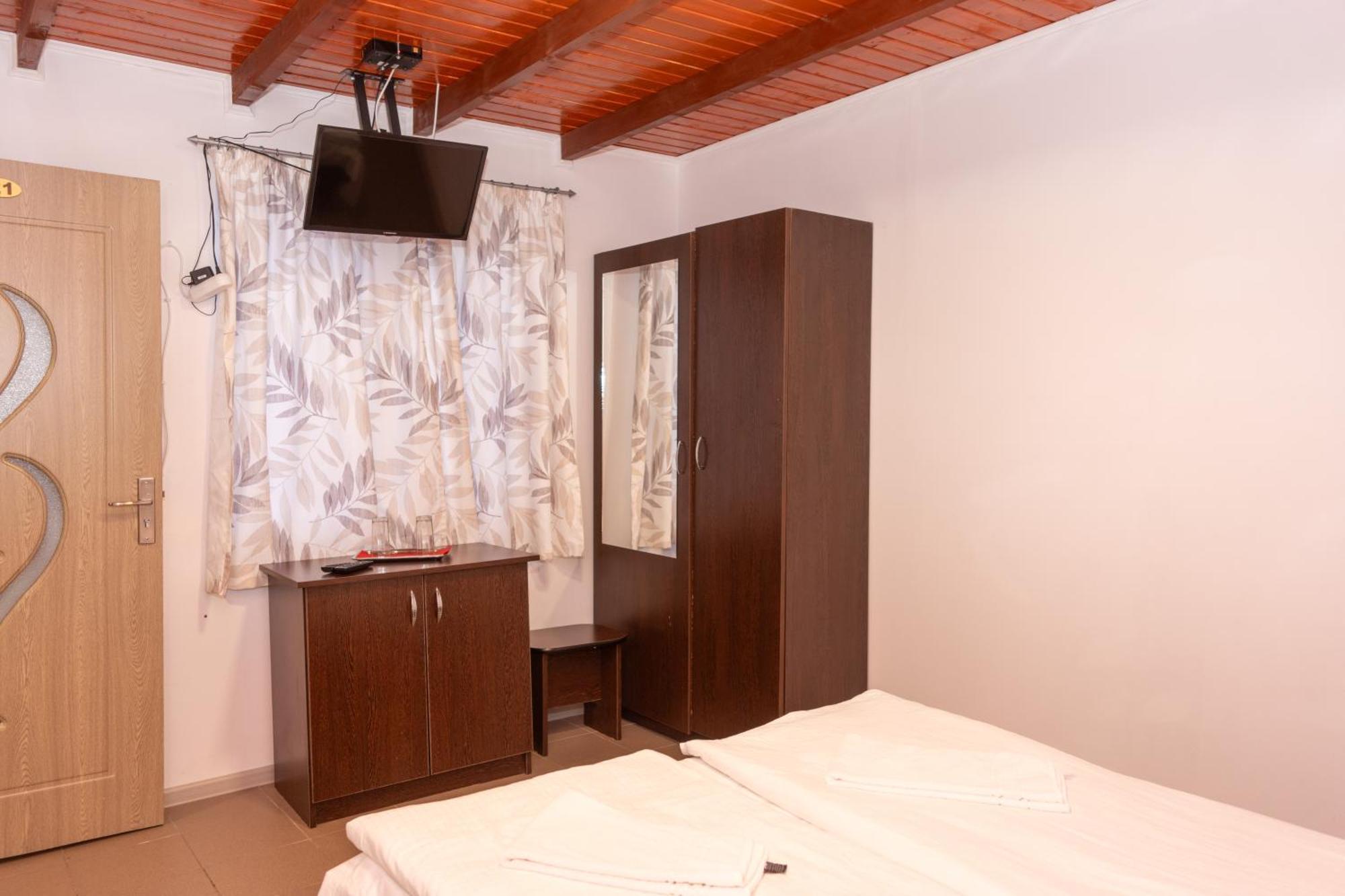 Vila Bradul Lacu Rosu Bagian luar foto