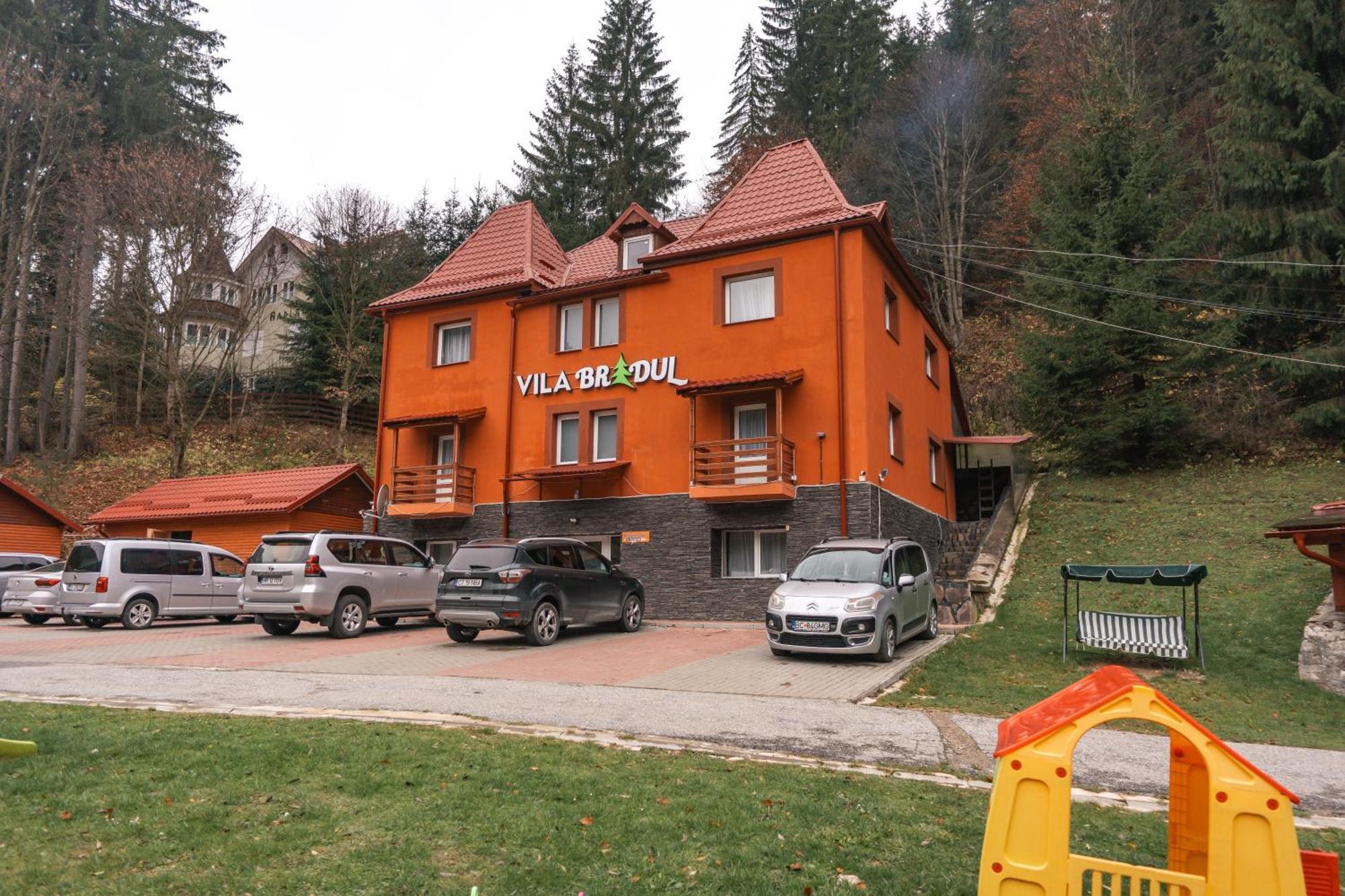 Vila Bradul Lacu Rosu Bagian luar foto